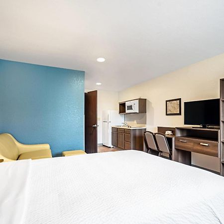 Woodspring Suites Naples Golden Gate Eksteriør billede