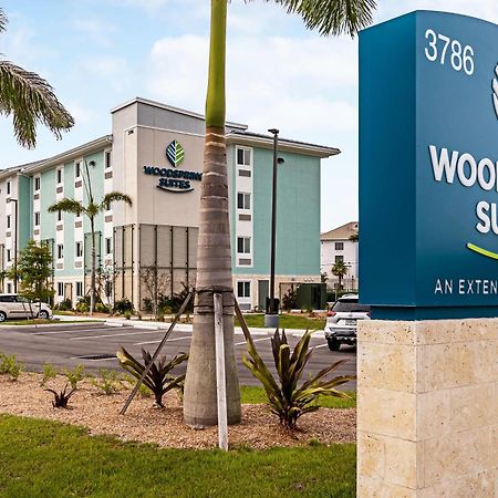 Woodspring Suites Naples Golden Gate Eksteriør billede
