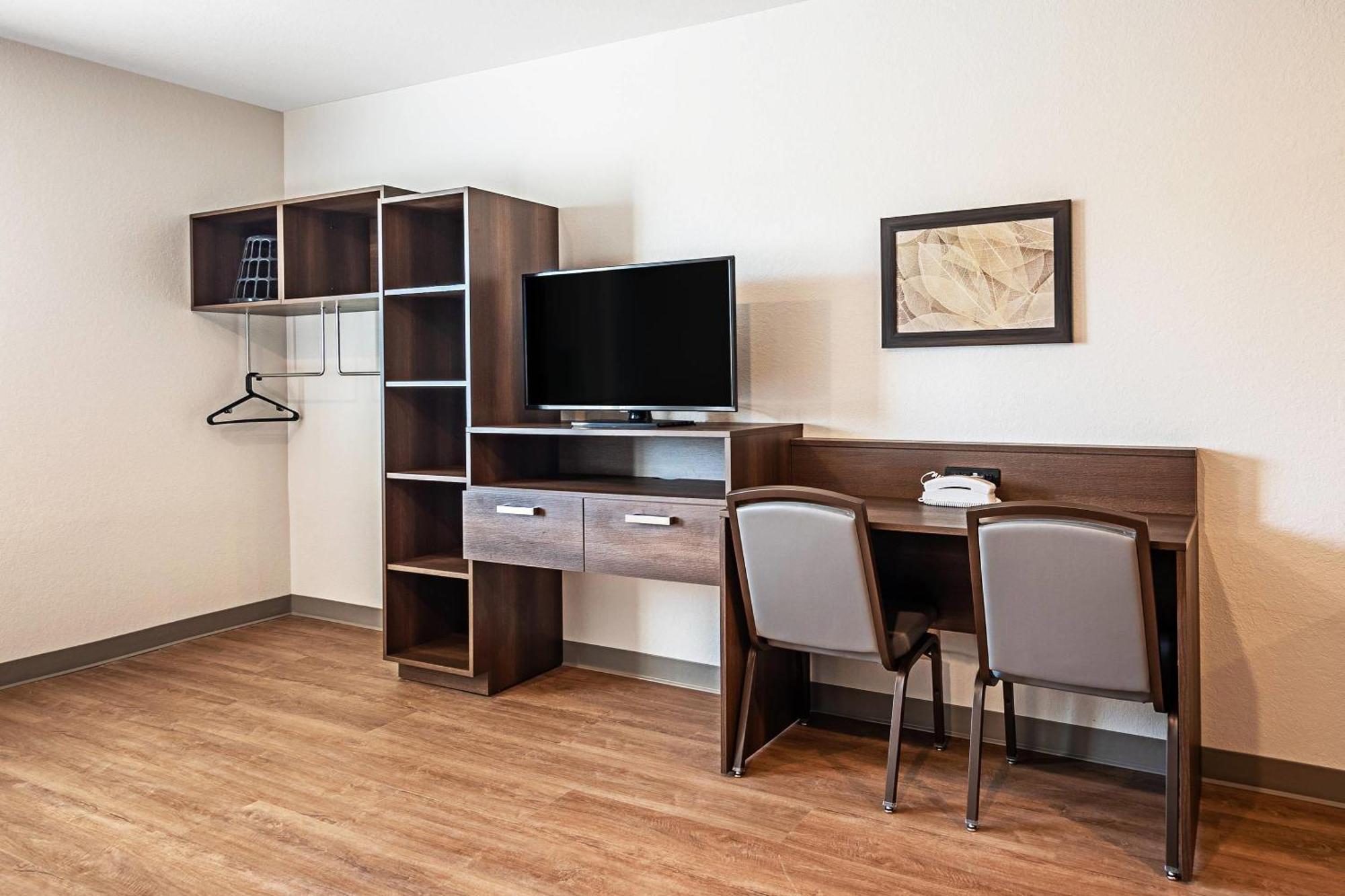Woodspring Suites Naples Golden Gate Eksteriør billede